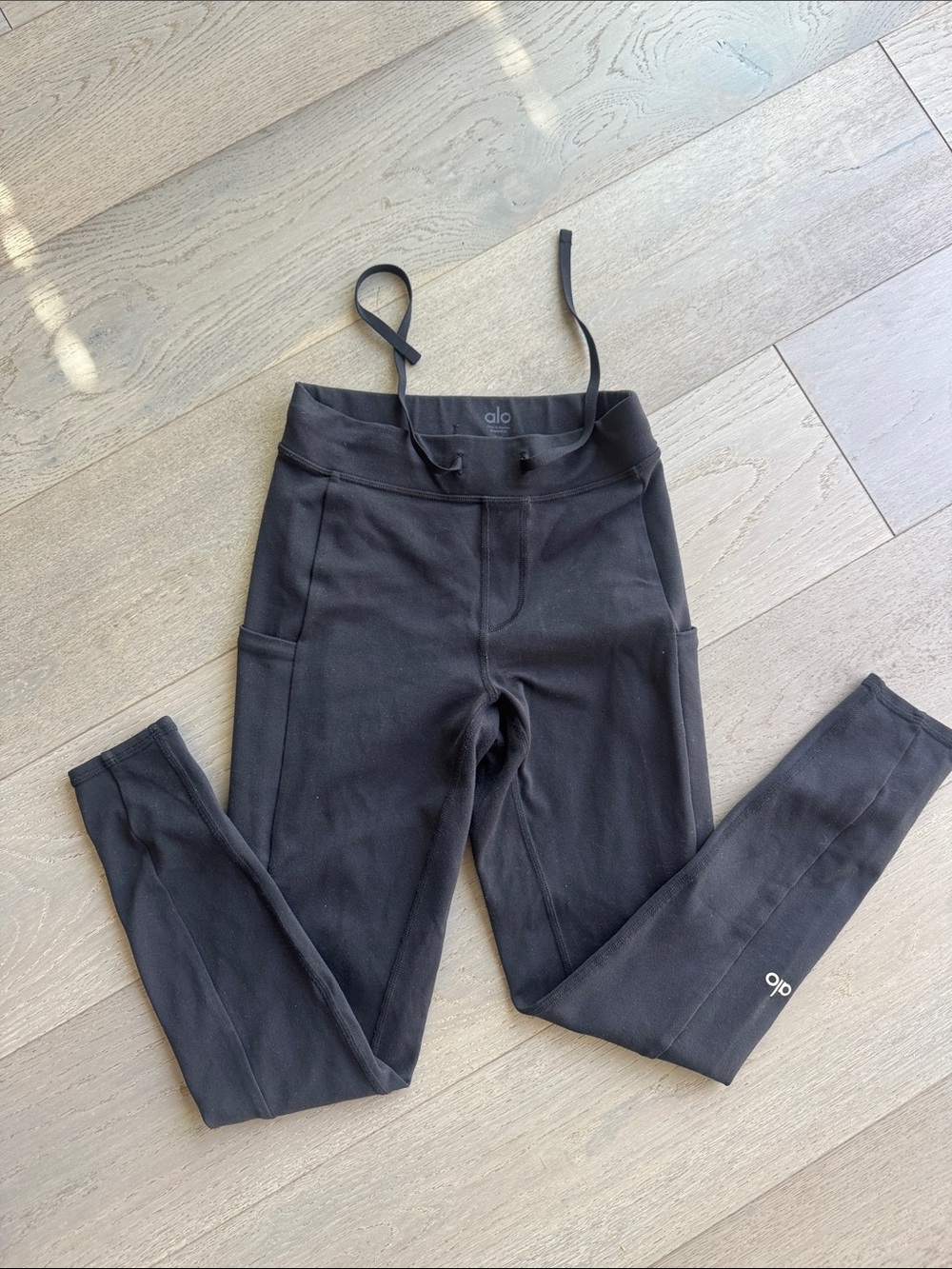 Alo High-Waist Black  check point draw string Jogger Leggings